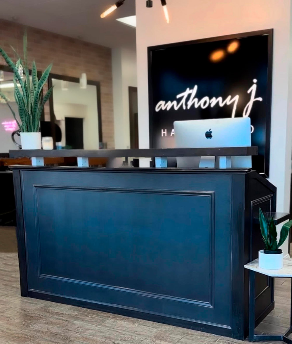 The front desk of Anthony J. Hair Studio